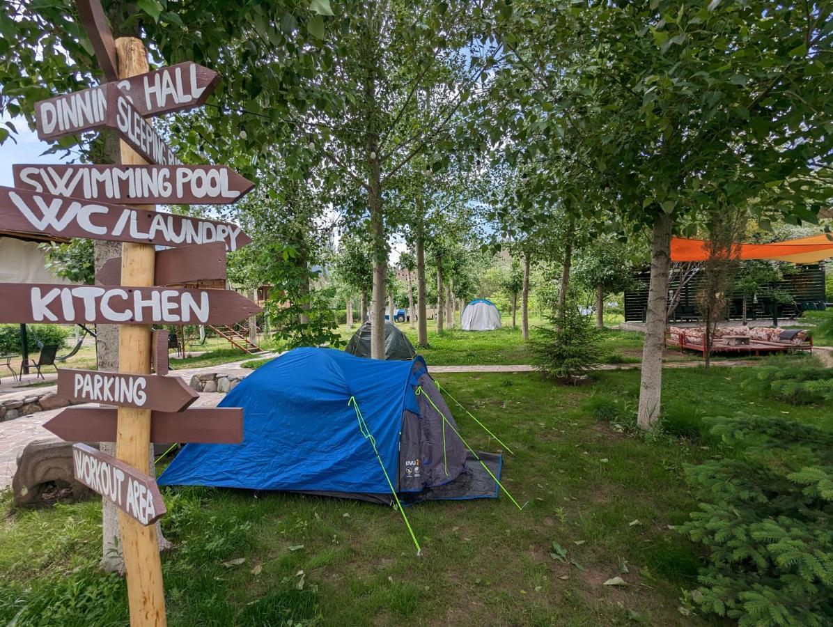 Crossway Camping Yeghegnadzor Exterior photo